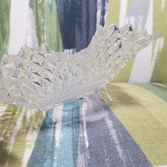 Vintage Indiana Glass Diamond Point Ruffle Edge Square Nut Candy Serving Dish - Picture 6 of 8